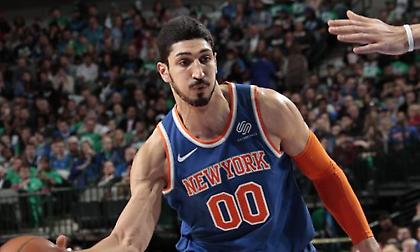 Ένες Καντέρ: «Δεν πάω στο Λονδίνο, γιατί φοβάμαι ότι θα με δολοφονήσουν»