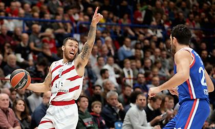 Διαψεύδει τους ισχυρισμούς του Μάικ Τζέιμς για κατάχρηση εξουσίας η ιταλική αστυνομία