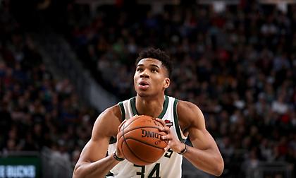 Με… Αντετοκούνμπο το JUMP SHOOT