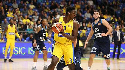 Ζορίστηκε αλλά καθάρισε στο τέλος η Μακάμπι