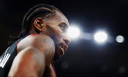 Απίστευτο τρολάρισμα των Μπακς στον Λέοναρντ! (video)