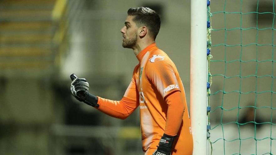 Γράφουν για Ράμος και Ολυμπιακό στην Πορτογαλία – Τι απαντάει ο πρόεδρος της Τοντέλα