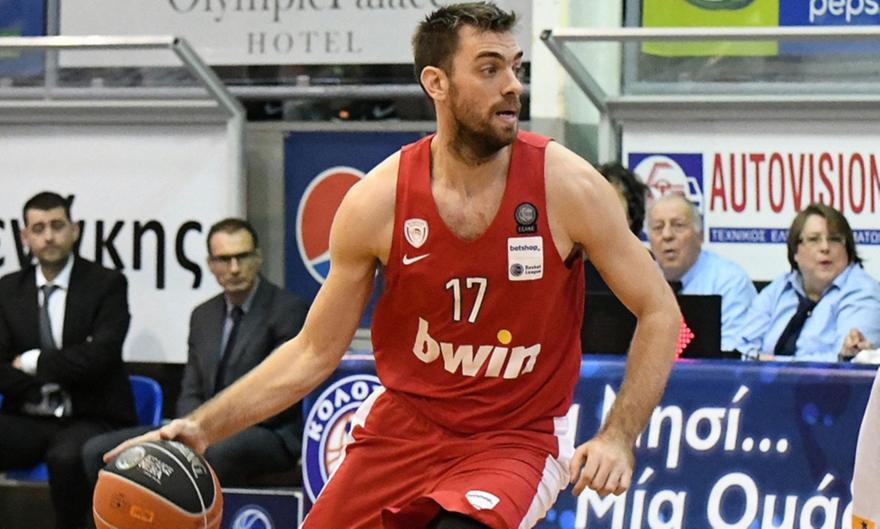 Μάντζαρης για Ρεάλ: «Ολυμπιακός είμαστε»