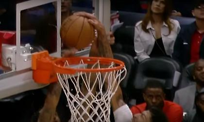 Top 10 με Ντέιβις και… ολίγη από Αντετοκούνμπο (video)