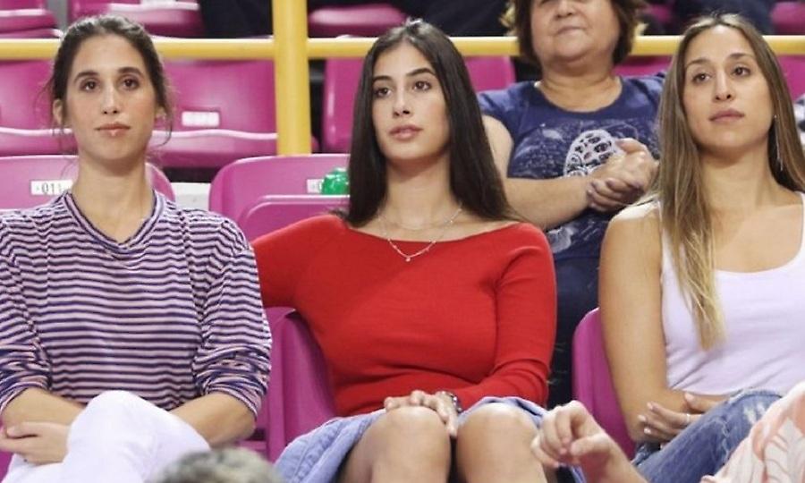 Τρελάθηκε με τον Παπανικολάου η κόρη του Μπλατ-Δείτε τι πόσταρε (pic)