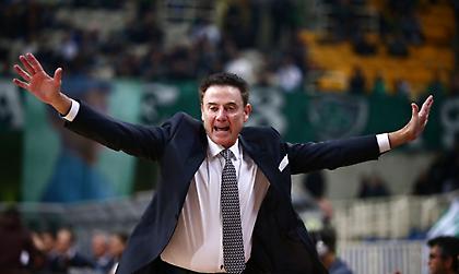 Πιτίνο: «Το πρόβλημα στο σουτ δεν μπορεί να αντιμετωπιστεί τώρα»