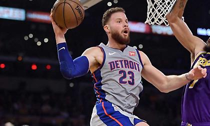 Απίστευτο αρνητικό ρεκόρ από Γκρίφιν στο παιχνίδι με τους Λέικερς!