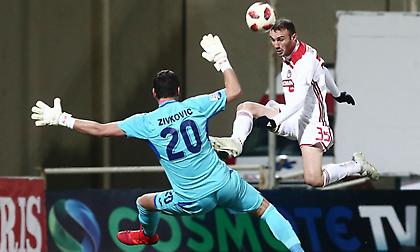 Κάτι πρέπει να τους «λέει» η εικόνα του Τοροσίδη