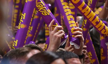Κλάμα στο STAPLES Center: Έμειναν… νηστικοί στην εκπνοή! (video)