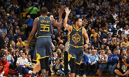 Τρίτος σε τρίποντα στην ιστορία ο Κάρι