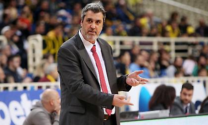 Οικονόμου: «Πονάνε οι ήττες, αλλά πρέπει να σηκώσουμε το κεφάλι»