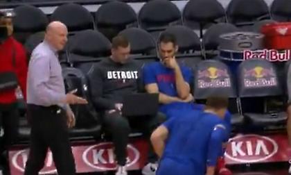 Γκρίφιν: Πανηγυρικό άκυρο στο πρώην αφεντικό (video)