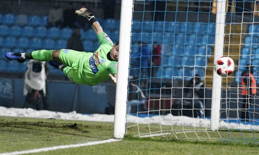 Κι άλλο δοκάρι η ΑΕΚ, σταμάτησε στα 16!