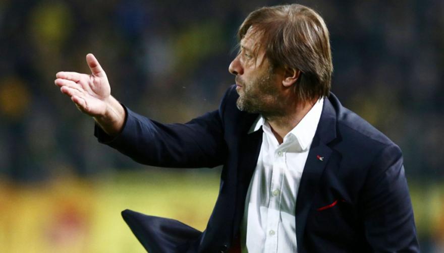 Εξελίξεις στον Ολυμπιακό - Αυτούς «διώχνει» ο Ντίας