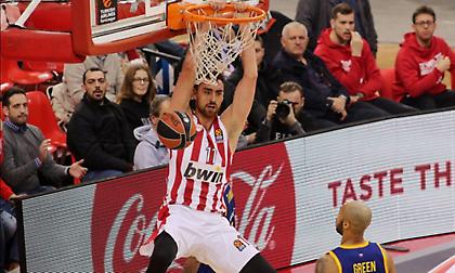 Μιλουτίνοφ: «Ήξερα πόσο σημαντικό ήταν το ματς για μας»