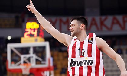 Αποθέωσε Παπανικολάου ο Σπανούλης: «Έχει πάρει φωτιά» (pic)