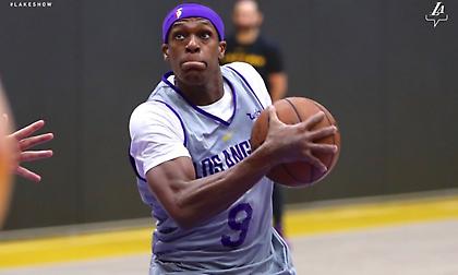 Επιστρέφει στις προπονήσεις των Λέικερς ο Ρόντο!