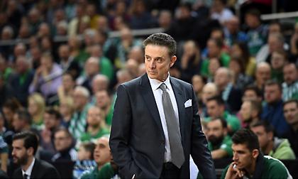 Πιτίνο: «Ευχαριστημένος για το πρώτο μέρος, ιδιαίτερα απογοητευμένος με το δεύτερο»