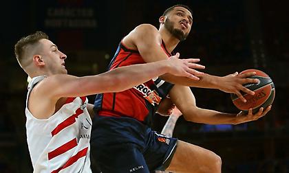 Έβαλε από… κάτω την Αρμάνι η Μπασκόνια!