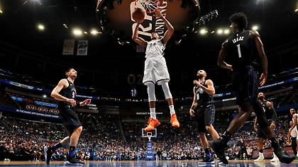 Πέρασε και από το Ορλάντο το «Bucks express»