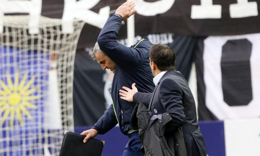 Δέλλας: «Τέτοιες συμπεριφορές μας γυρίζουν πολύ πίσω, σημείο κλειδί το χαμένο πέναλτι»