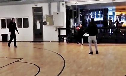 Video: Vintage Διαμαντίδης, τα βάζει από όπου θέλει στο Eurohoops DOME!