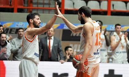 Με το ενάμισι πόδι στους 16 ο Προμηθέας