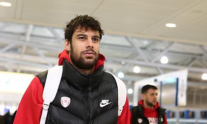 Υποδοχή ως… Ολυμπιακό Βόλου στην Πόλη για τον Ολυμπιακό (pic)