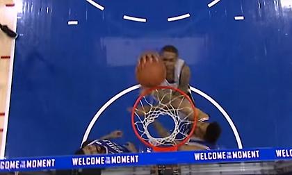 Ένα... διπλό μπλοκ στην πρώτη θέση του Top 10 (video)