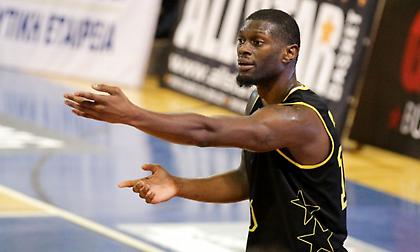 Ξανά εκτός οι Τζόουνς, Μπελ στον Άρη