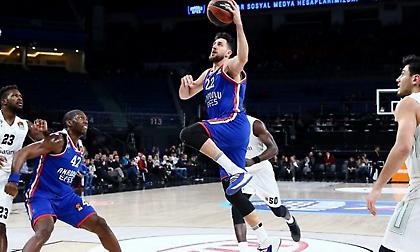 Βασίλιε Μίτσιτς: «Δεν είναι μόνο ο Ολυμπιακός αντίπαλος μας» (video)