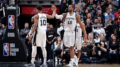 Άνετο πέρασμα από τη Νέα Ορλεάνη των Σπερς