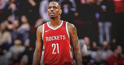 Υπέγραψε ο Νάναλι στην Αρμάνι