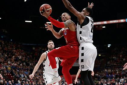 Διέλυσε την Μπολόνια η Αρμάνι