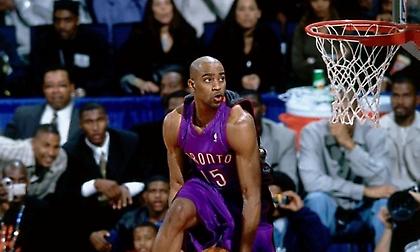 Ο Λεμπρόν είναι κάθετος: Ο Βινς Κάρτερ είναι ο κορυφαίος dunker στην ιστορία! (video)