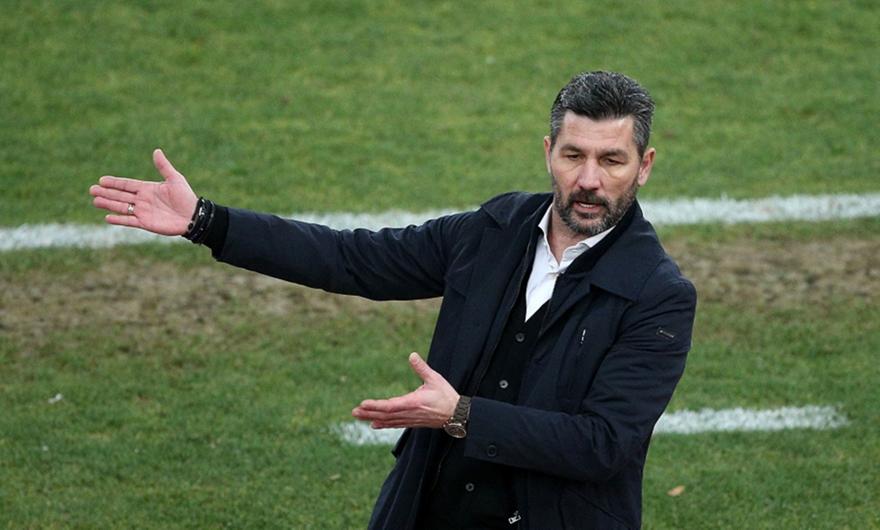 Ουζουνίδης: «Είχαμε ευκαιρίες να τελειώσουμε από νωρίς το παιχνίδι»