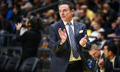 Πιτίνο: «Ζήτησα από τους παίκτες μου να μένουν παραπάνω στην προπόνηση για να βελτιώσουν το σουτ»