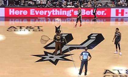 Νυχτερίδες εισέβαλαν στο Σπερς-Νετς και ο κόσμος ζητούσε… Τζινόμπιλι (video)