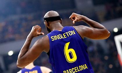 Σίνγκλετον: Η εμφάνιση της χρονιάς στο ΣΕΦ! (video)