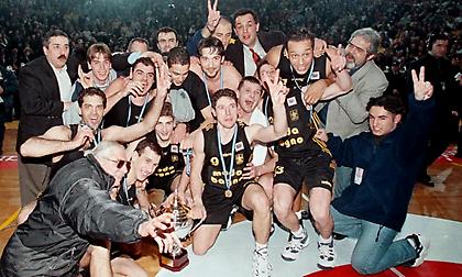 Θυμήθηκε το Κύπελλο του '98 ο Άρης: «Ένας από τους πιο παλικαρίσιους τίτλους της ιστορίας»