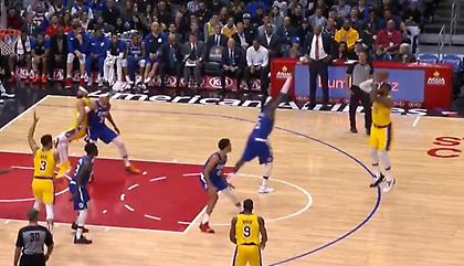 Ο Λεμπρόν περπάτησε α λα Χάρντεν (video)