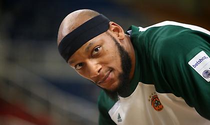 Δεν παίζει με Εφές ο Πέιν!