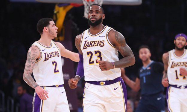 ΛεΜπρόν: «Δεν ήρθα για να κάθομαι στον πάγκο με το κοστούμι μου»