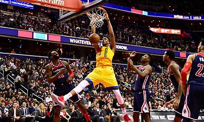 Περίπατος για Μπακς με τρομερό Γιάννη!