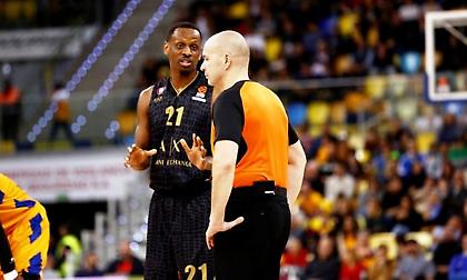 Τζέιμς Νάναλι: Ιδανική πρεμιέρα και 22 πόντοι με την Αρμάνι! (video)