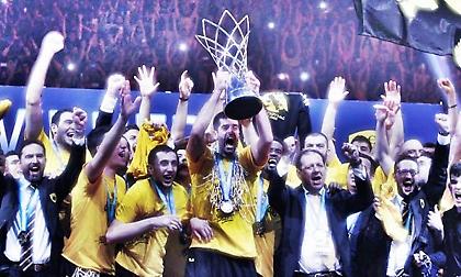 Champions League: H AEK πήρε κούπα, το ελληνικό μπάσκετ πίνει… Νέκταρ!