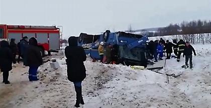 Τέσσερις νεκροί και 20 τραυματίες από ανατροπή λεωφορείου γεμάτο με παιδιά