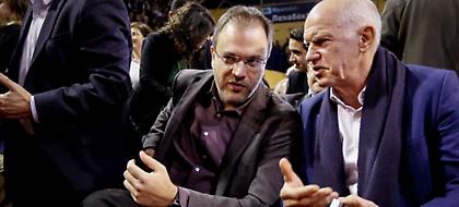 Θεοχαρόπουλος: Παραμένω σε επαφή με Παπανδρέου και Θεοδωράκη