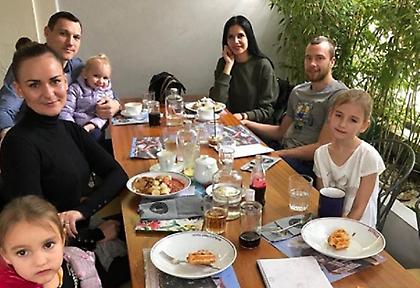 Παρέα... οικογενειακώς Ματσιούλις και Λεκαβίτσιους (pic)