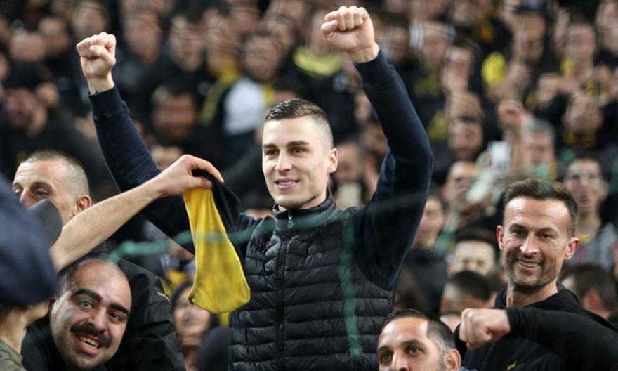 Στη θύρα των οργανωμένων ο Βράνιες! (pics)